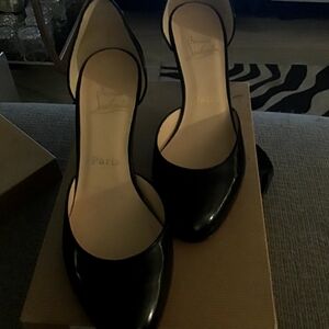 Christian Louboutin Classic Black Pumps